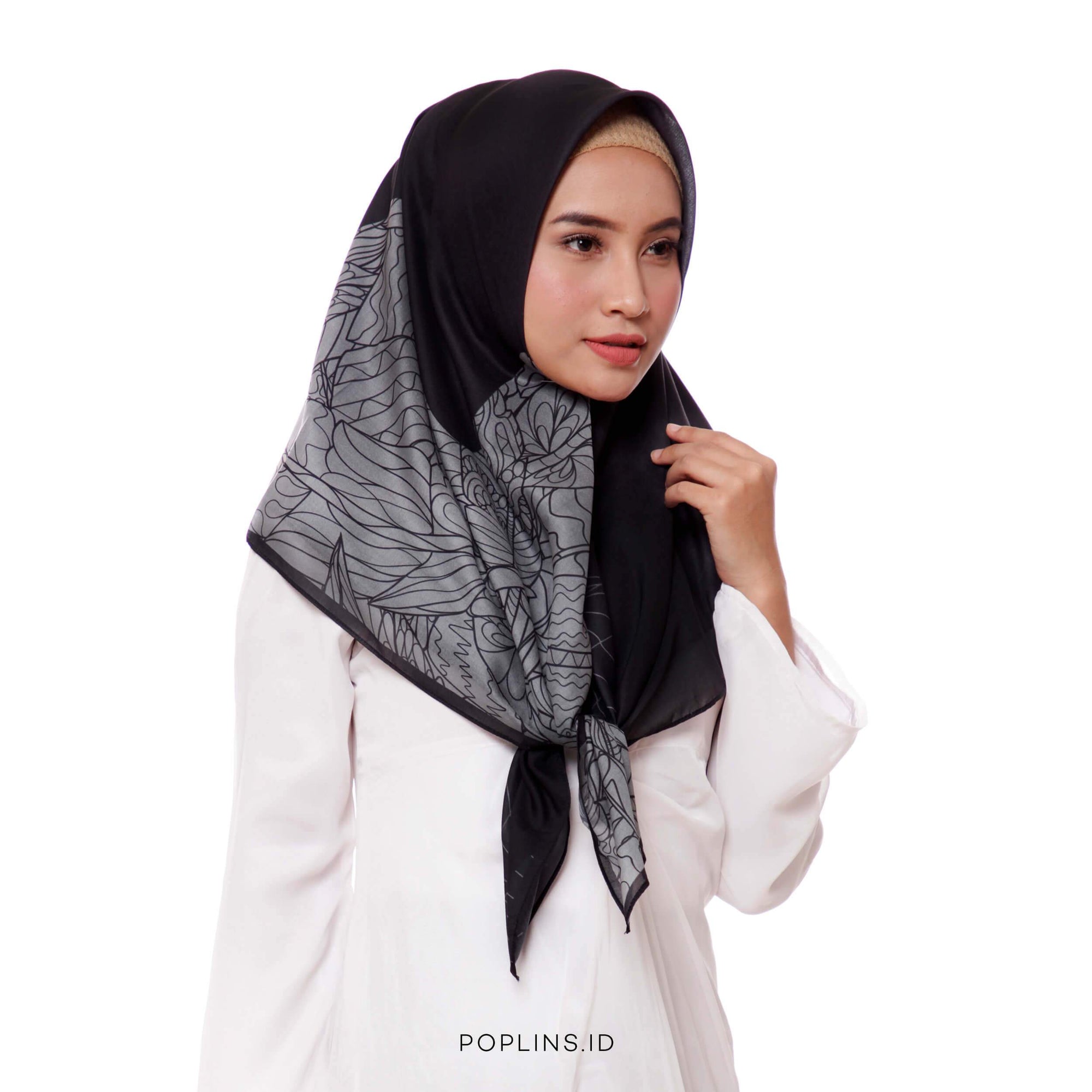 Poplins Wening - Beautiful Hijab Styles