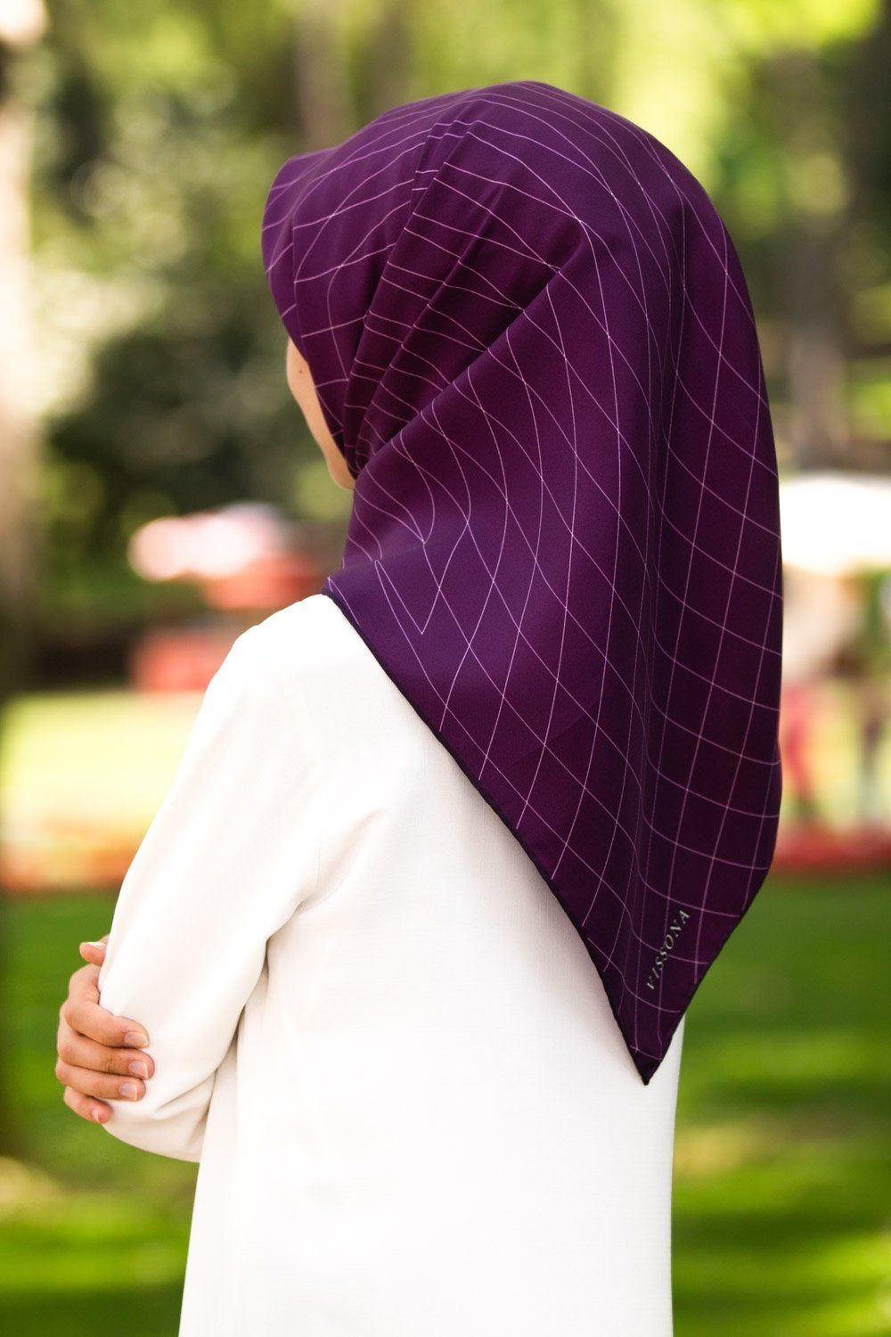 Vissona Diana Women Silk Scarf No. 5 - Beautiful Hijab Styles