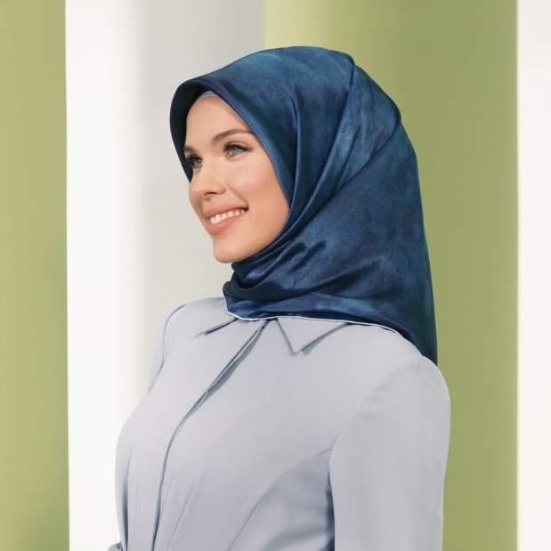 Armine Everyday Turkish Silk Scarf No. 1 - Beautiful Hijab Styles