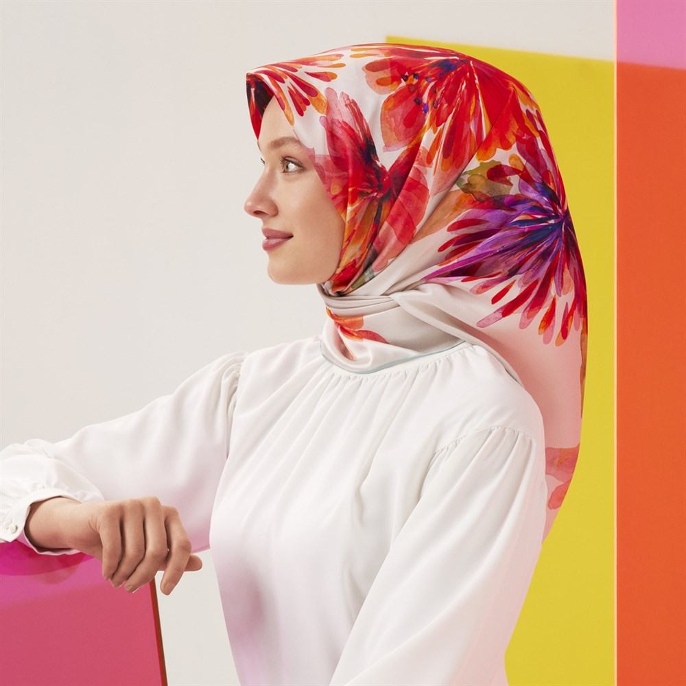 Armine Daisy Women Silk Scarf No 1 - Beautiful Hijab Styles
