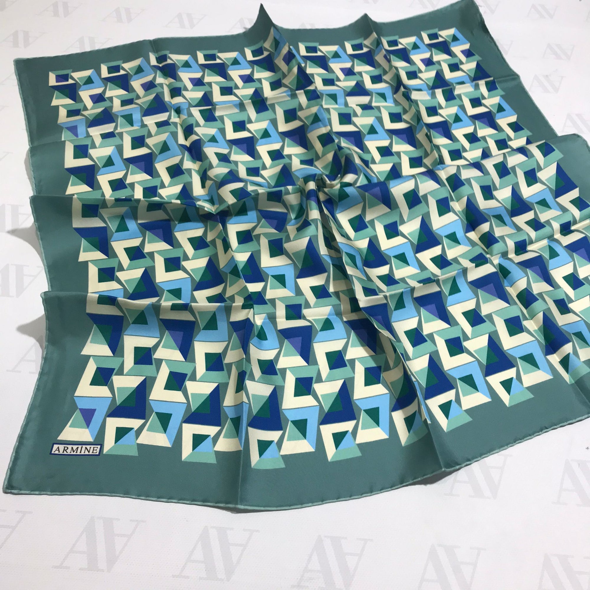 Armine Retro Vibe Women Head Cover No. 1 - Beautiful Hijab Styles