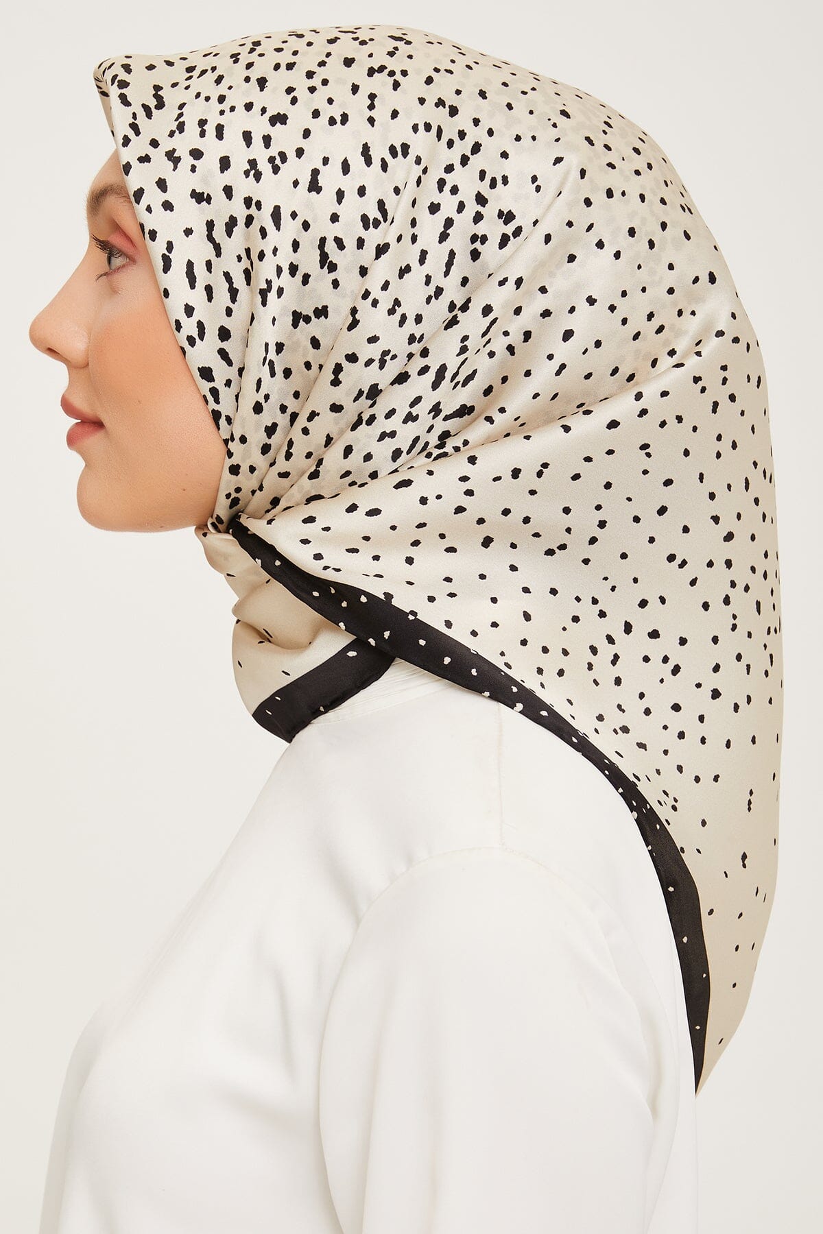 Armine Illy Classy Silk Scarf 