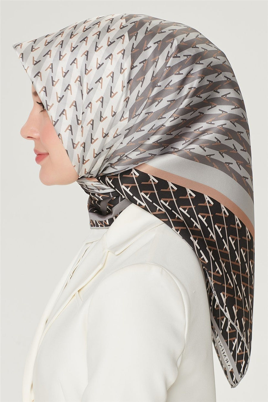 Armine Reese Square Silk Scarf No. 38 – HijabPlanet Co.