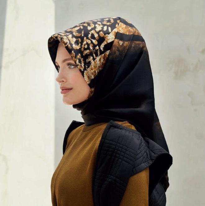 Armine Felicia Turkish Silk Scarf No. 9 - Beautiful Hijab Styles