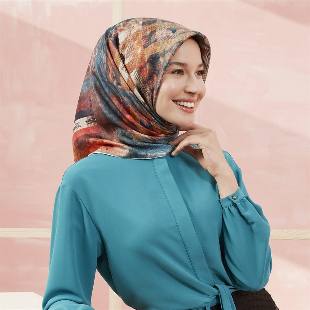 Armine Kansas Women Silk Scarf No. 31 - Beautiful Hijab Styles