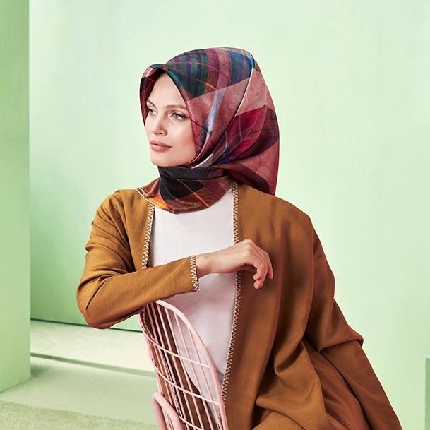 Armine Fantastic Mary Jane Square Scarf - Beautiful Hijab Styles